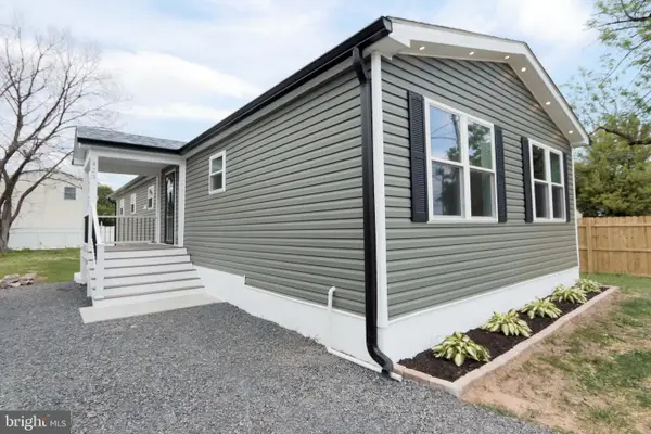423 Hemlock Ave, BENSALEM, PA 19020