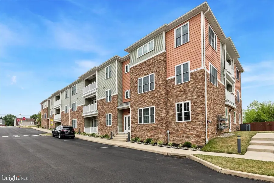 756 Street Rd #35, Southampton, PA 18966 - #2