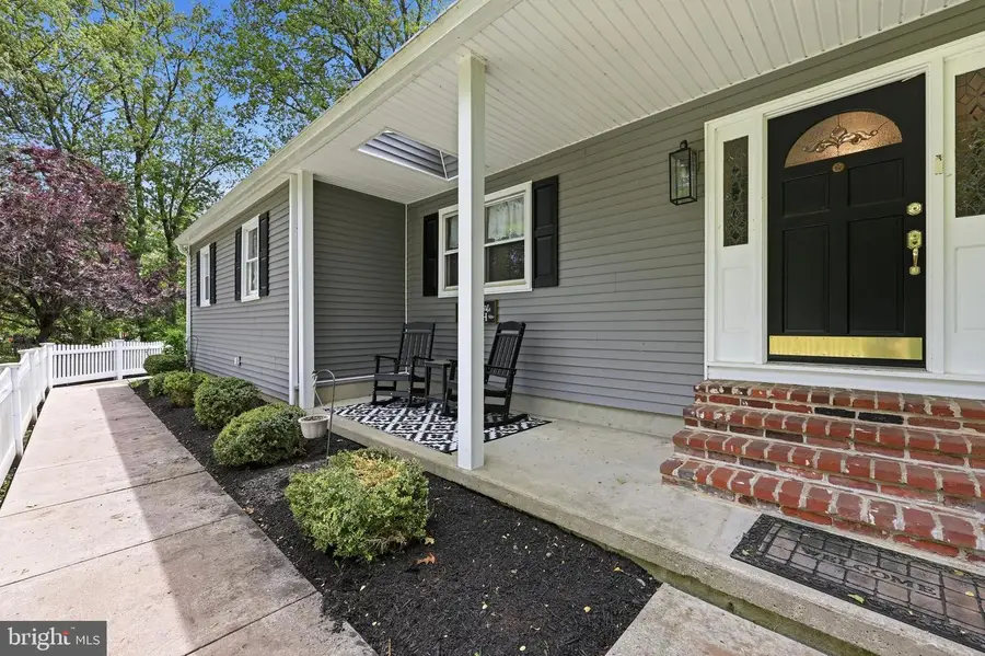 294 Green Valley Rd, Langhorne, PA 19047 - #3