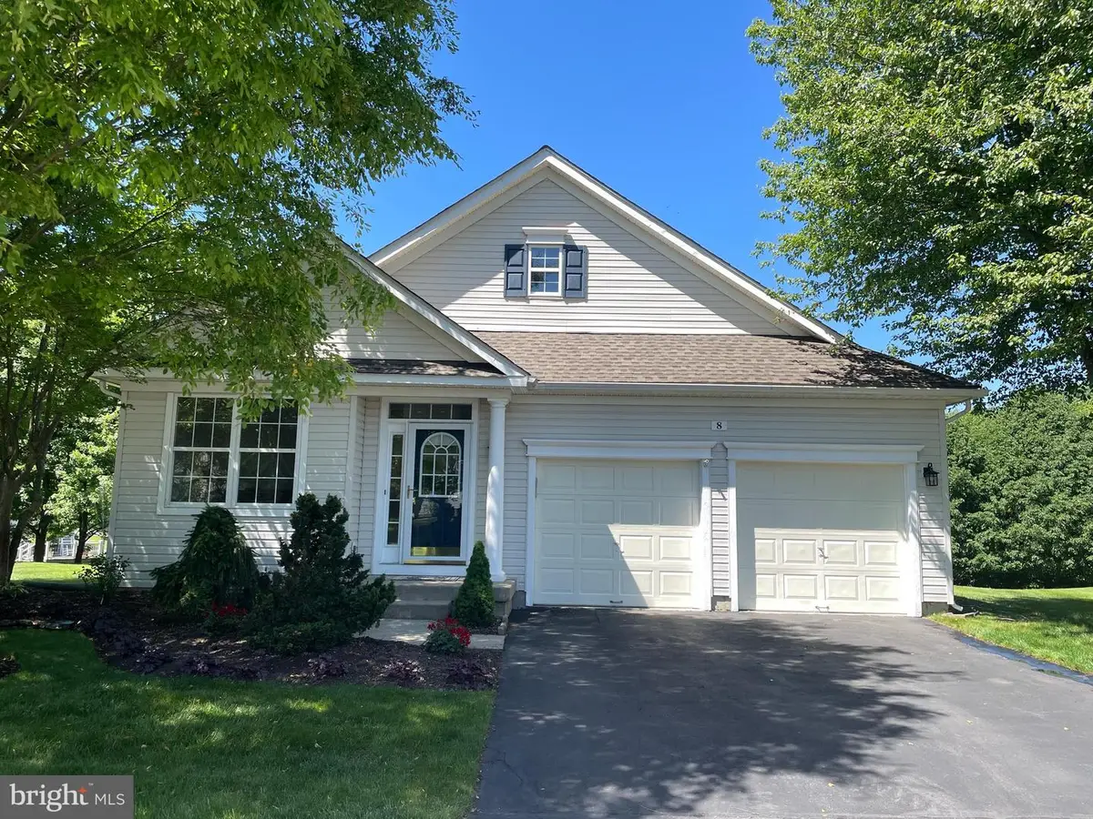 8 Tupelo Ln, Langhorne, PA 19047 - #1