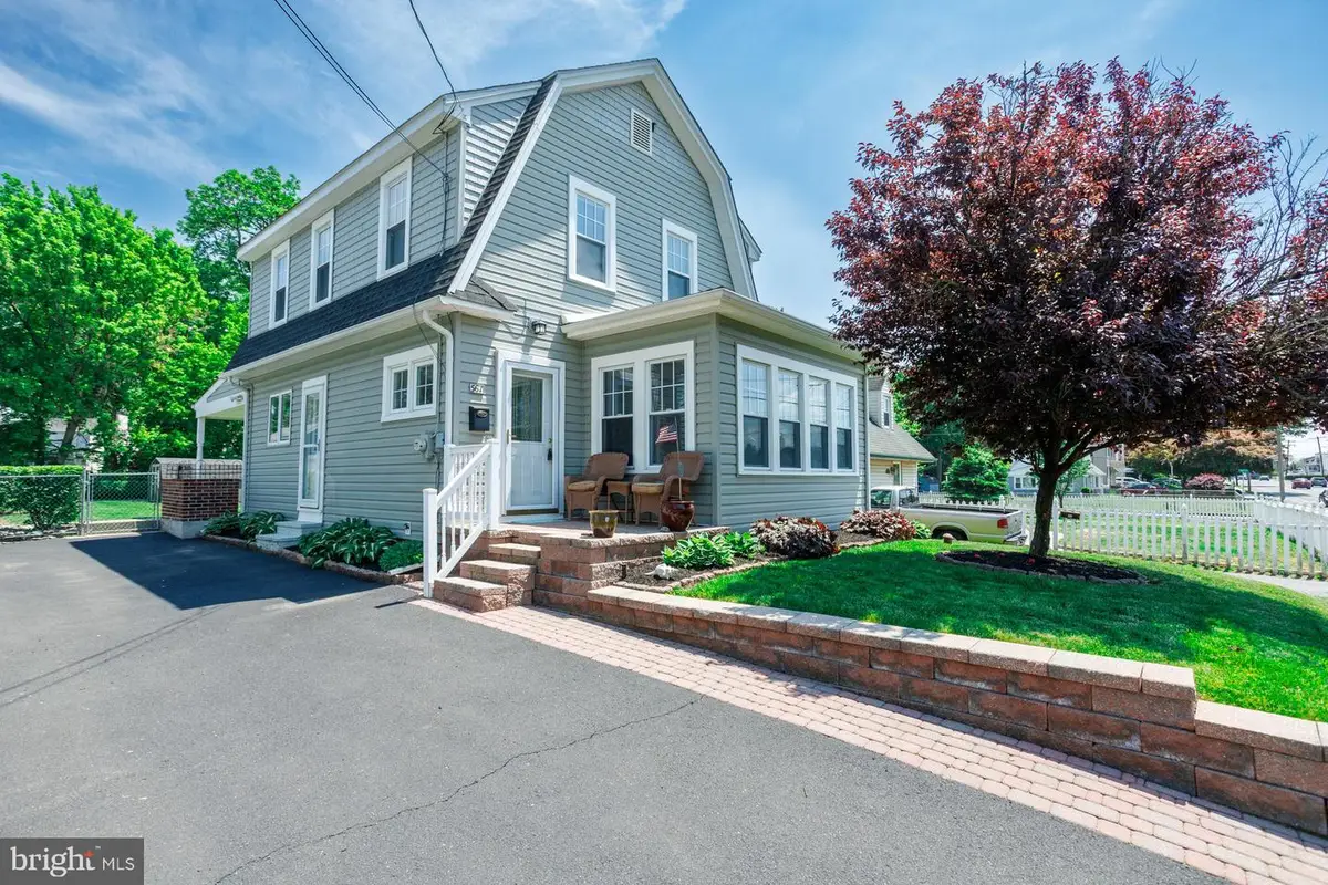 561 Bellevue Ave, Penndel, PA 19047 - #1