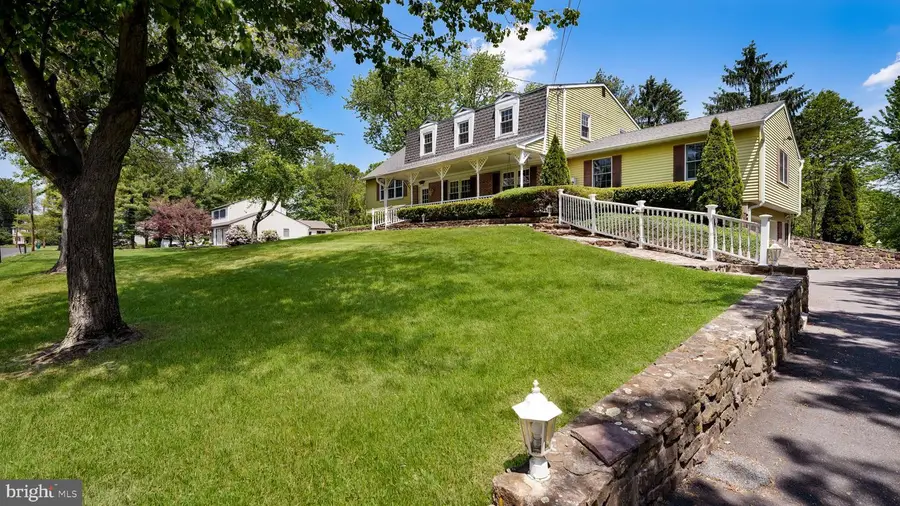 45 Squirrel Rd, Doylestown, PA 18901 - #2
