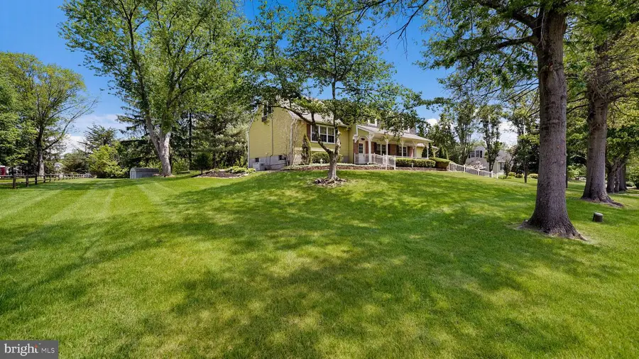 45 Squirrel Rd, Doylestown, PA 18901 - #3