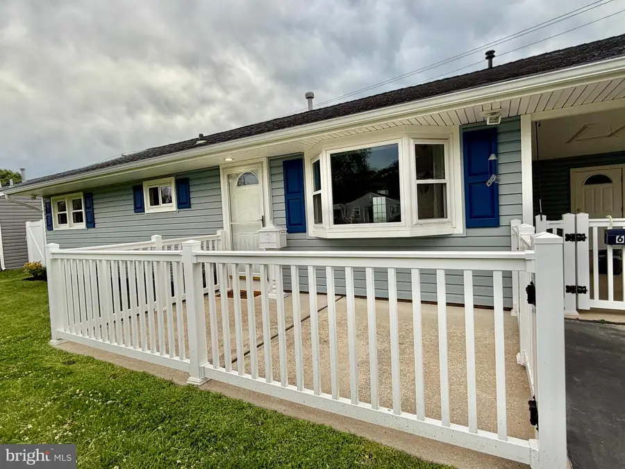 619 Beaumont Rd, Fairless Hills, PA 19030 - #2