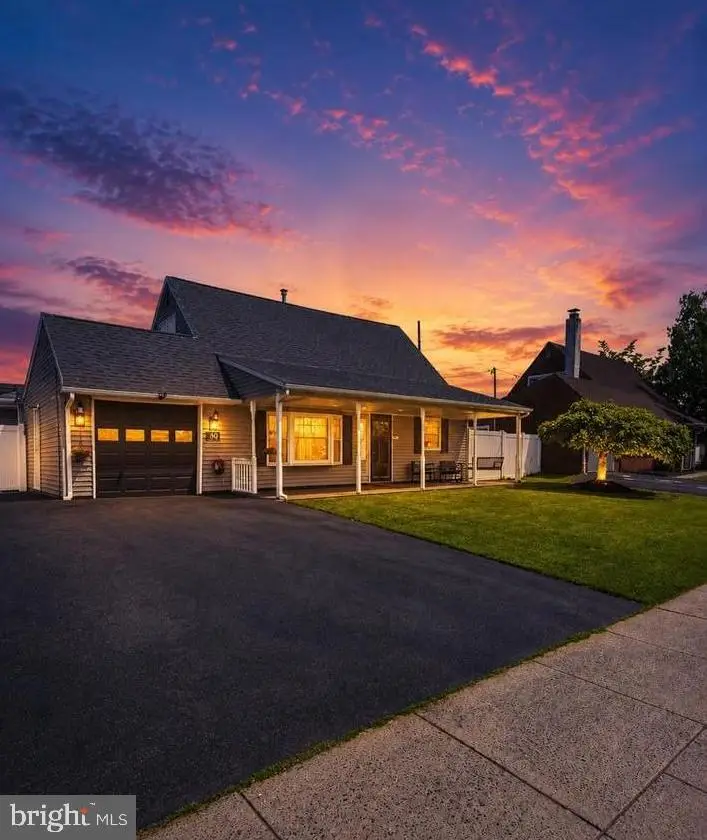 60 Indigo Rd, Levittown, PA 19057 - #1