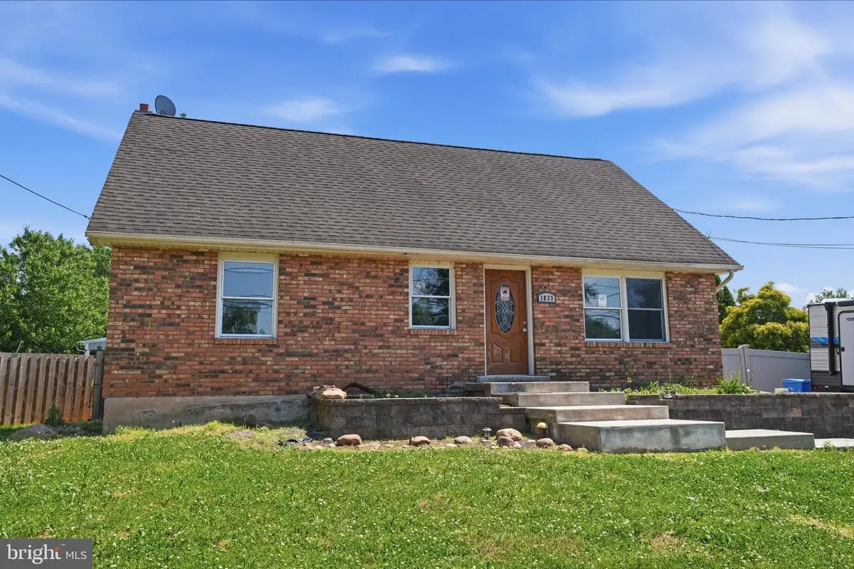 1833 Ritter Ave, Bristol, PA 19007 - #1