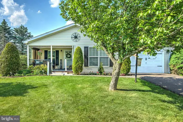 577 Bent Pine Cir, NEW HOPE, PA 18938