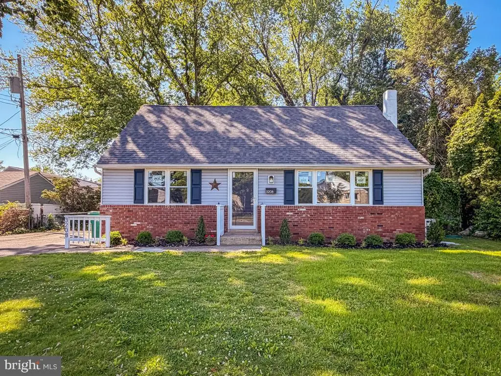 3208 Dixon Ave, Bristol, PA 19007 - #1