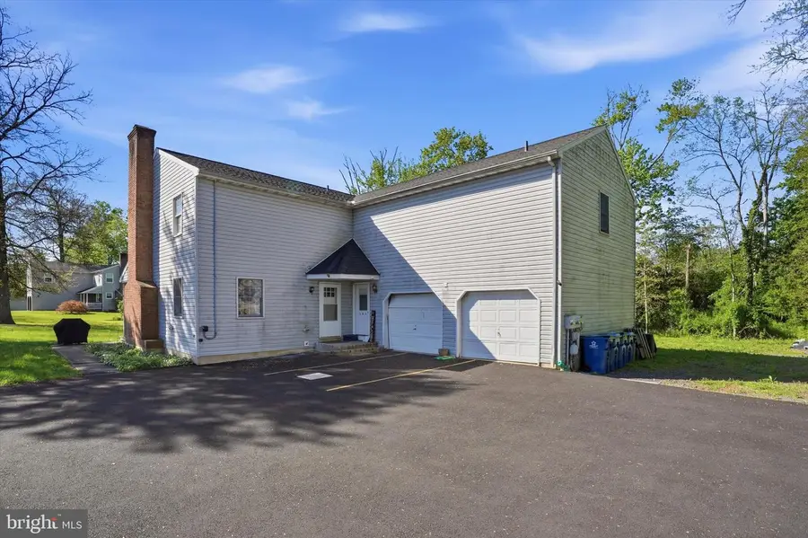 350 Elmhurst Ave, Sellersville, PA 18960 - #2