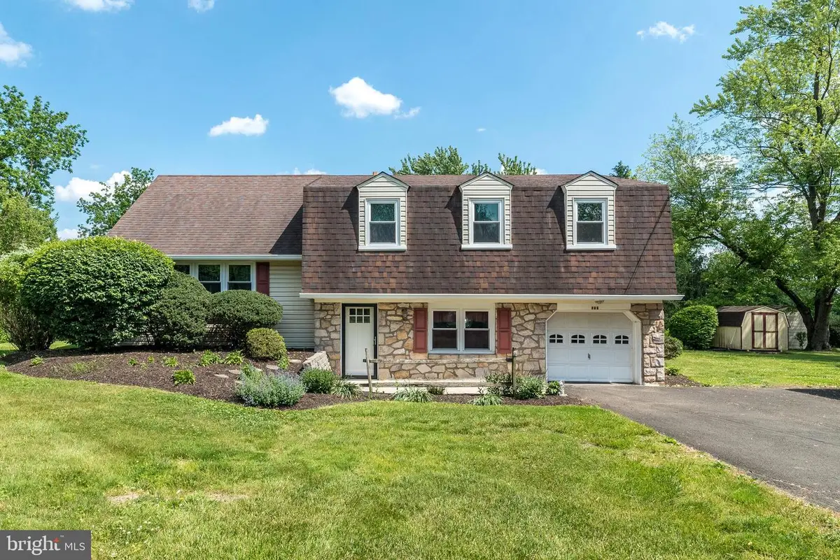 511 Upper Stump Rd, Chalfont, PA 18914 - #1