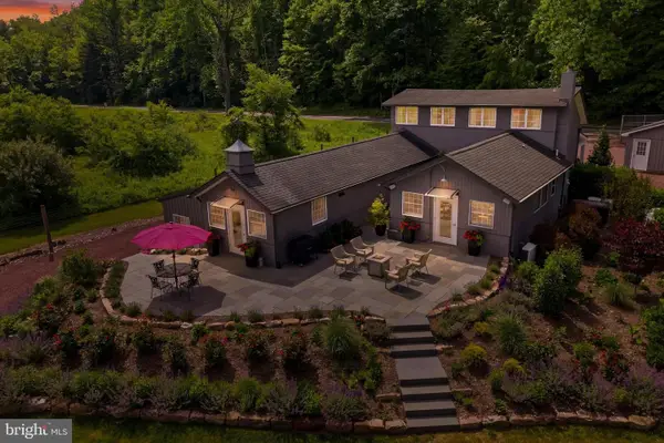 1935 River Rd, UPPER BLACK EDDY, PA 18972