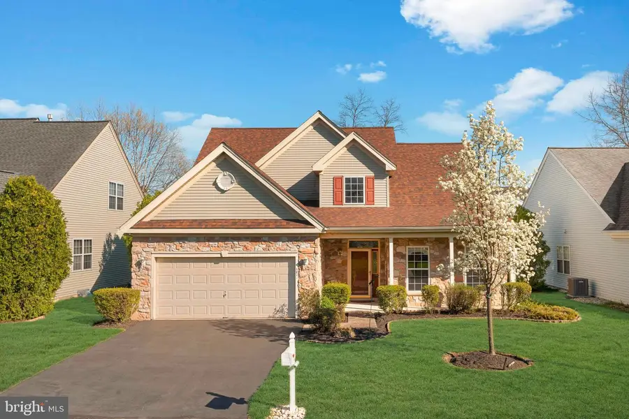 342 N Founders Ct, Warrington, PA 18976 - #2