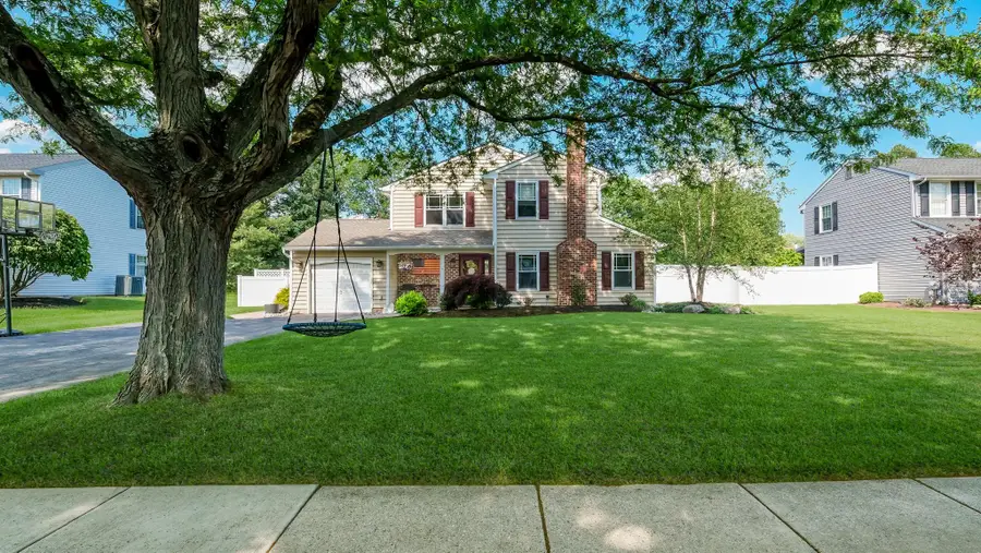 239 Burgundy Ln, Newtown, PA 18940 - #2
