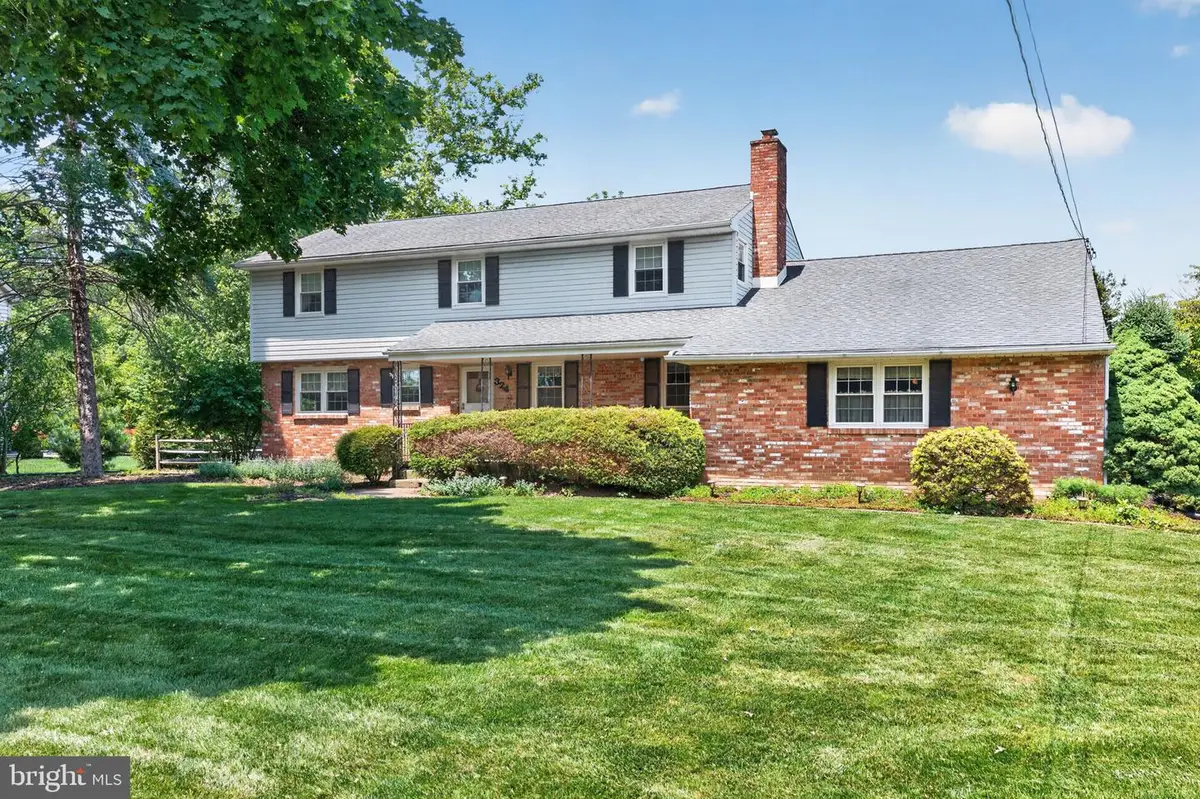 324 Wrights Rd, Newtown, PA 18940 - #1