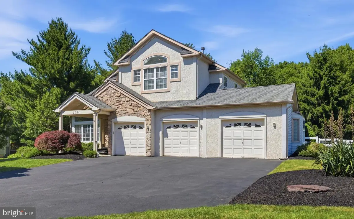 2301 Deer Path Dr, Warrington, PA 18976 - #1