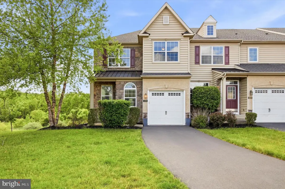 3208 Brookside Dr, Furlong, PA 18925 - #1