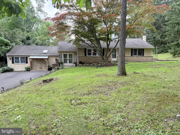 216 Upper Stump Rd, CHALFONT, PA 18914