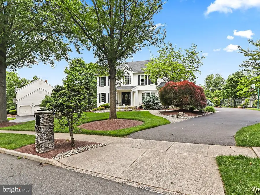 302 Mallard Ln, Langhorne, PA 19047 - #2