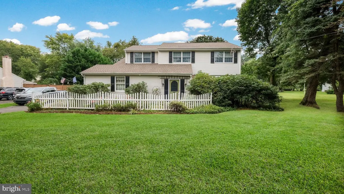 144 Worthington Mill Rd, Richboro, PA 18954 - #1