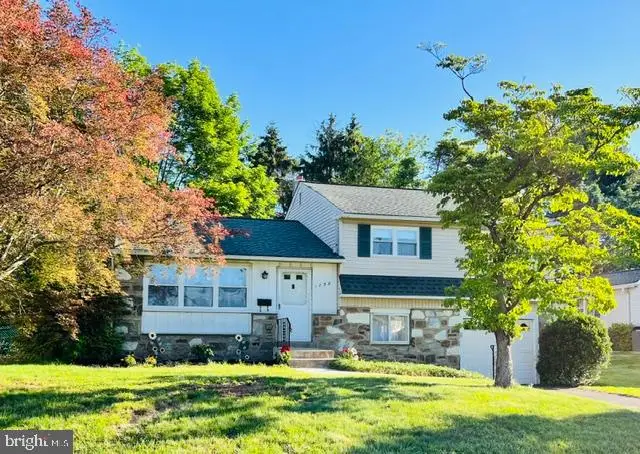 1258 Tulip Rd, Warminster, PA 18974 - #2