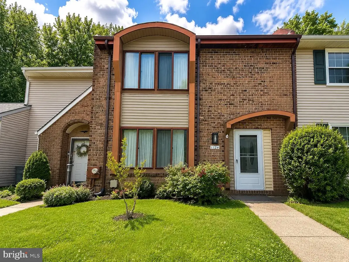 1124 Sheffield Ct, Bensalem, PA 19020 - #1