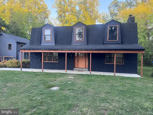 11 Stoopville Rd, NEWTOWN, PA 18940