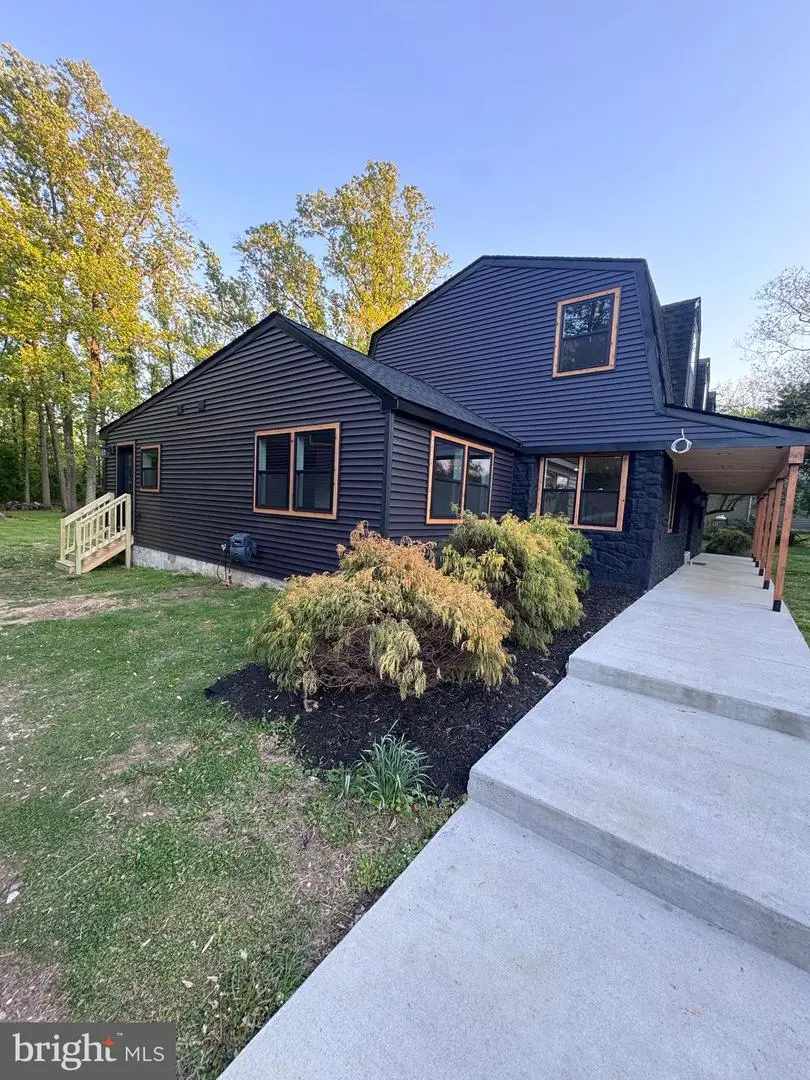 11 Stoopville Rd, Newtown, PA 18940 - #2