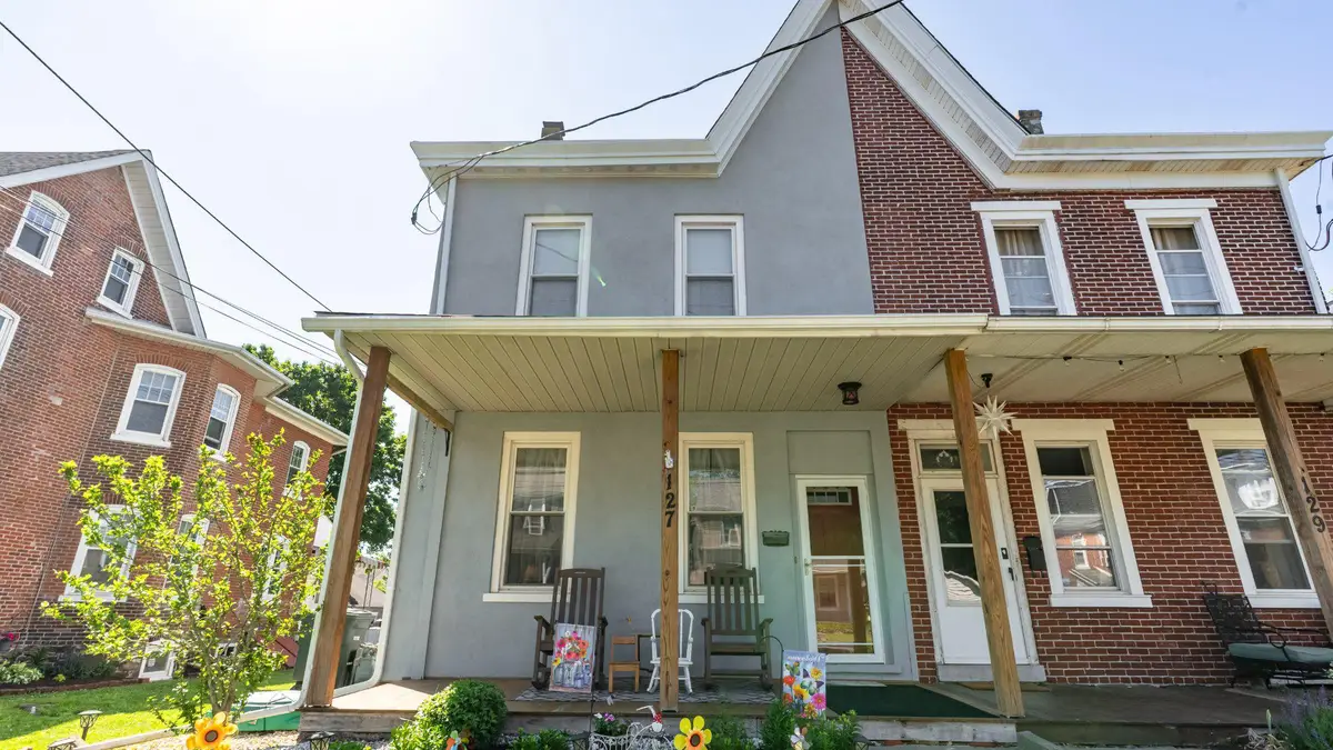 127 S 5th St, Perkasie, PA 18944 - #1