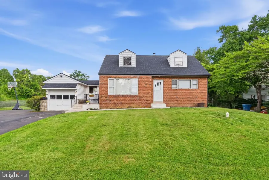 44 Jay St, Feasterville Trevose, PA 19053 - #2