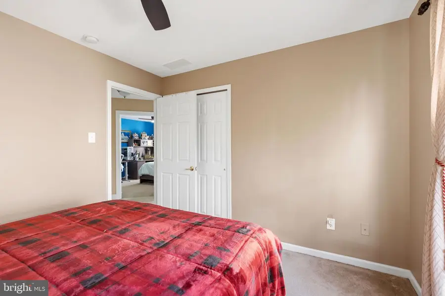 4 Hartfeld Rd, Newtown, PA 18940 - #2