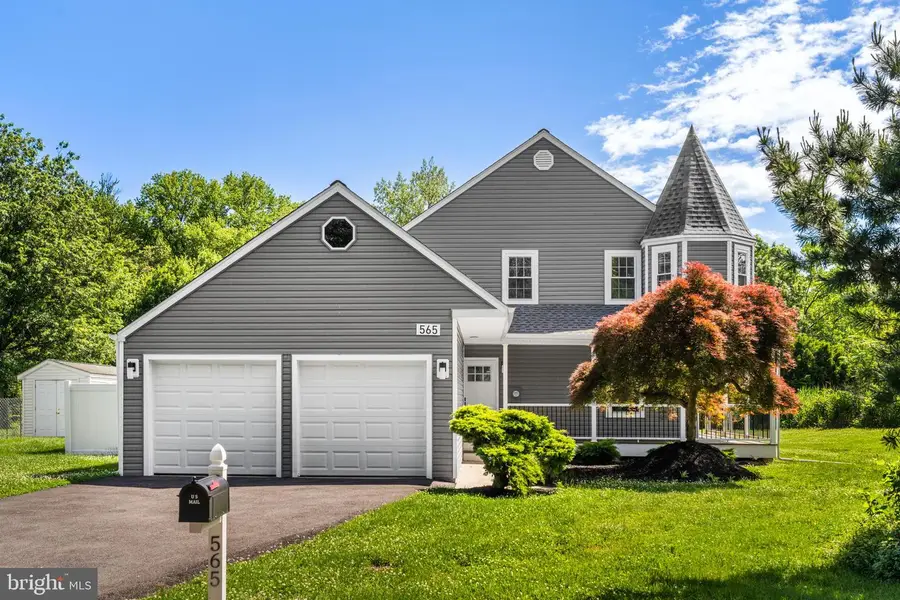 565 Hulmeville Rd, Langhorne, PA 19047 - #2