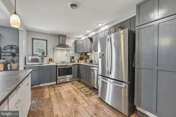 981 Rozel Ave, SOUTHAMPTON, PA 18966