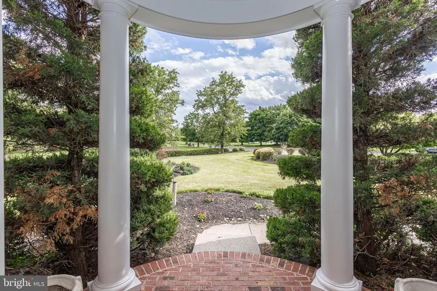 2062 Silverwood Dr, Newtown, PA 18940 - #3