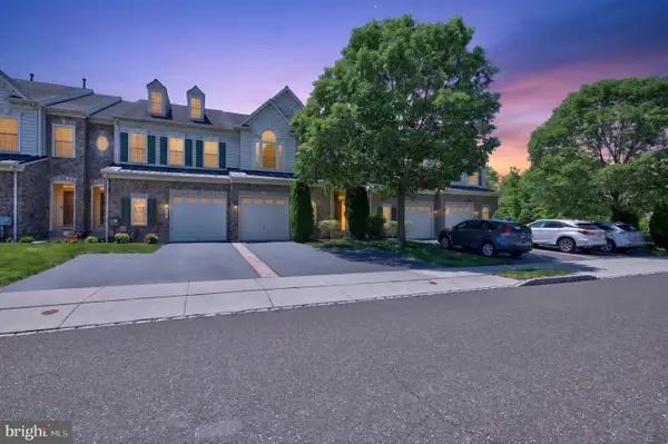 349 Village Way, CHALFONT, PA 18914
