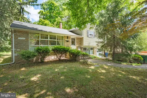 14 Lower Hilltop Rd, YARDLEY, PA 19067