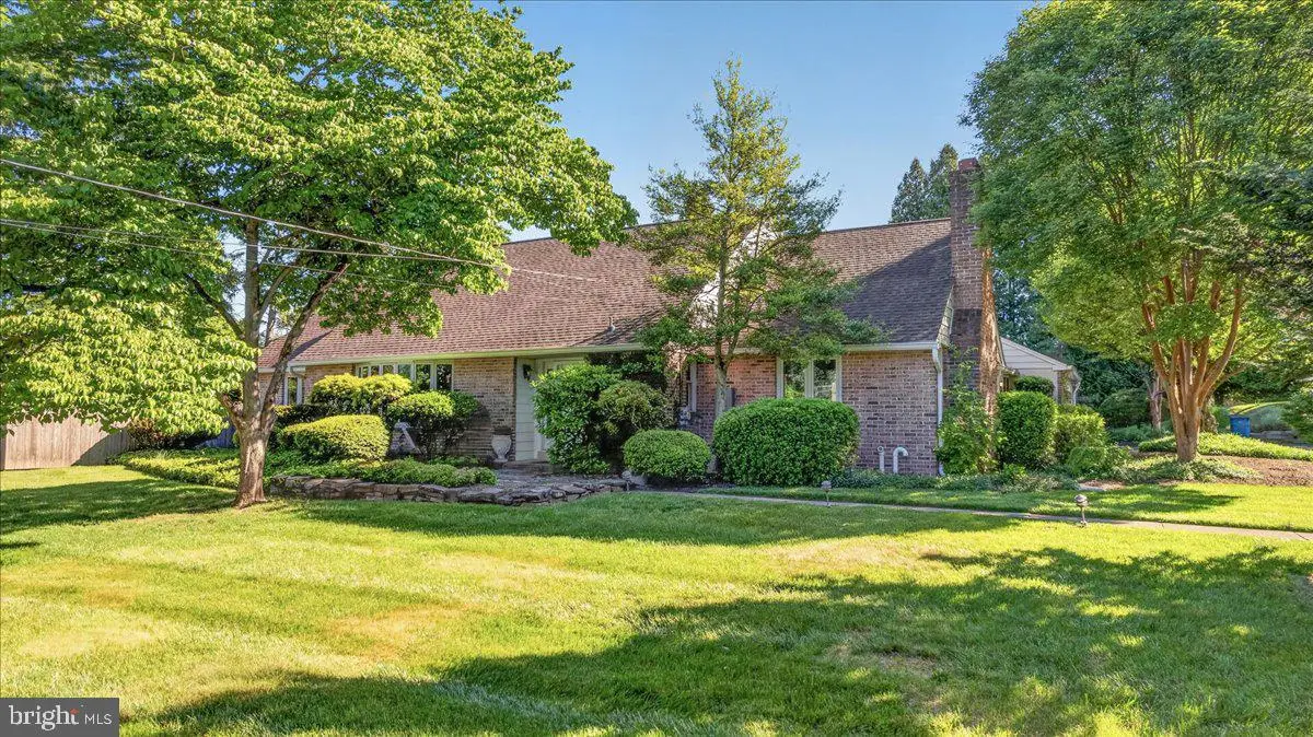 73 Shady Grove Cir, Doylestown, PA 18901 - #1