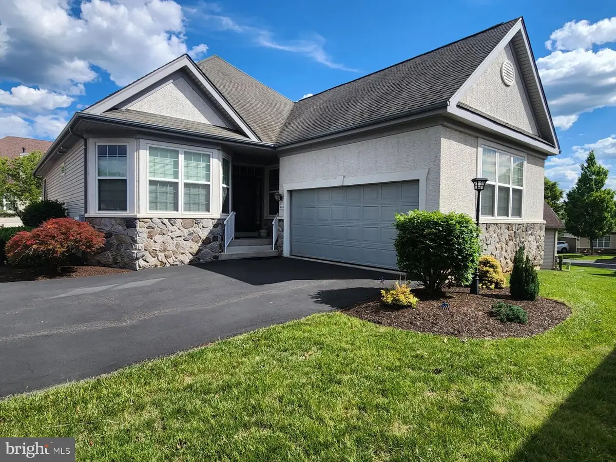 404 Prescot Ct #103, Warrington, PA 18976 - #1