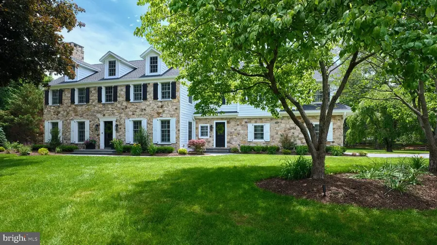 9 Devon Dr, New Hope, PA 18938 - #2