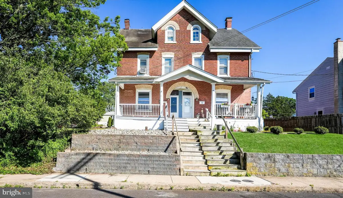 68 E Fairview Ave, Sellersville, PA 18960 - #1