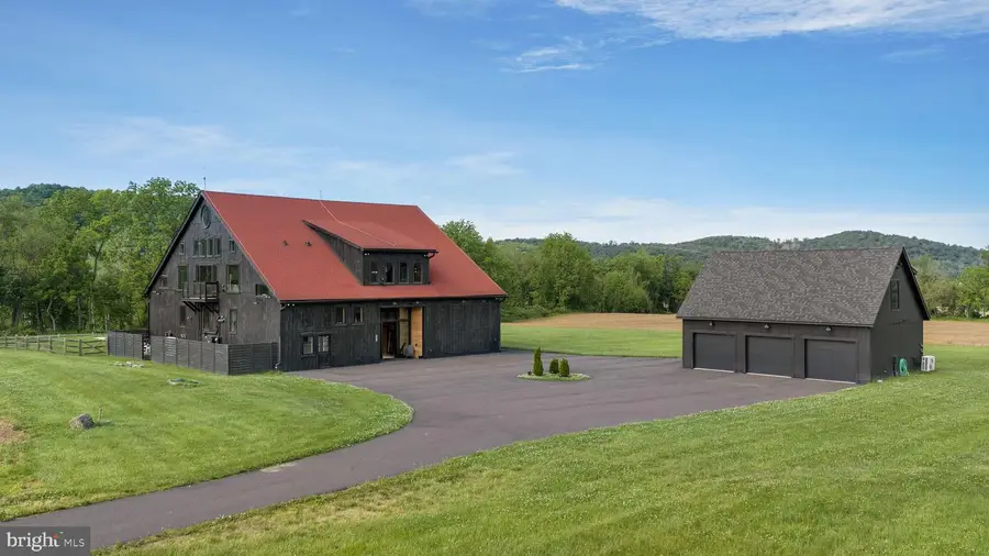 854 Spring Hill Rd, Riegelsville, PA 18077 - #3