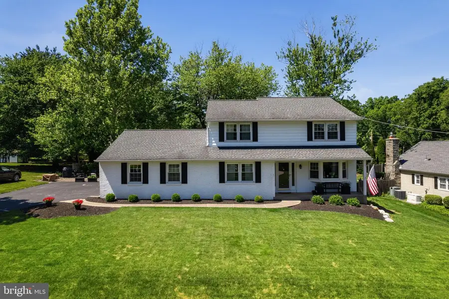 824 Queens Dr, Yardley, PA 19067 - #2