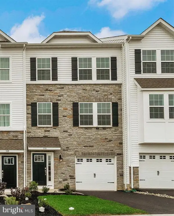 305 Lantern Court, SELLERSVILLE, PA 18960