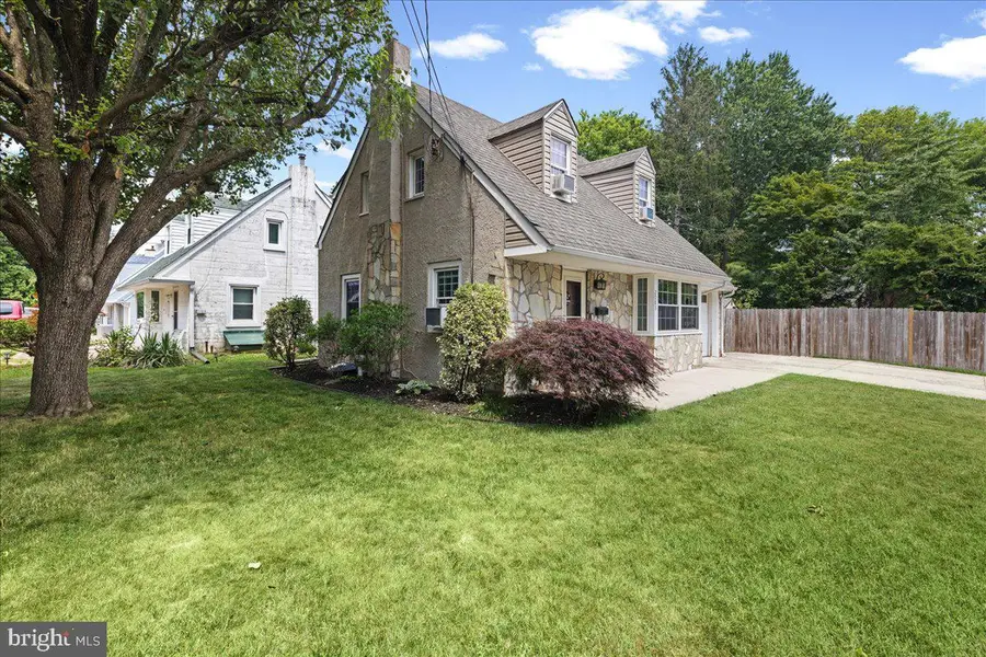 2083 Palmer Ave, Bristol, PA 19007 - #3