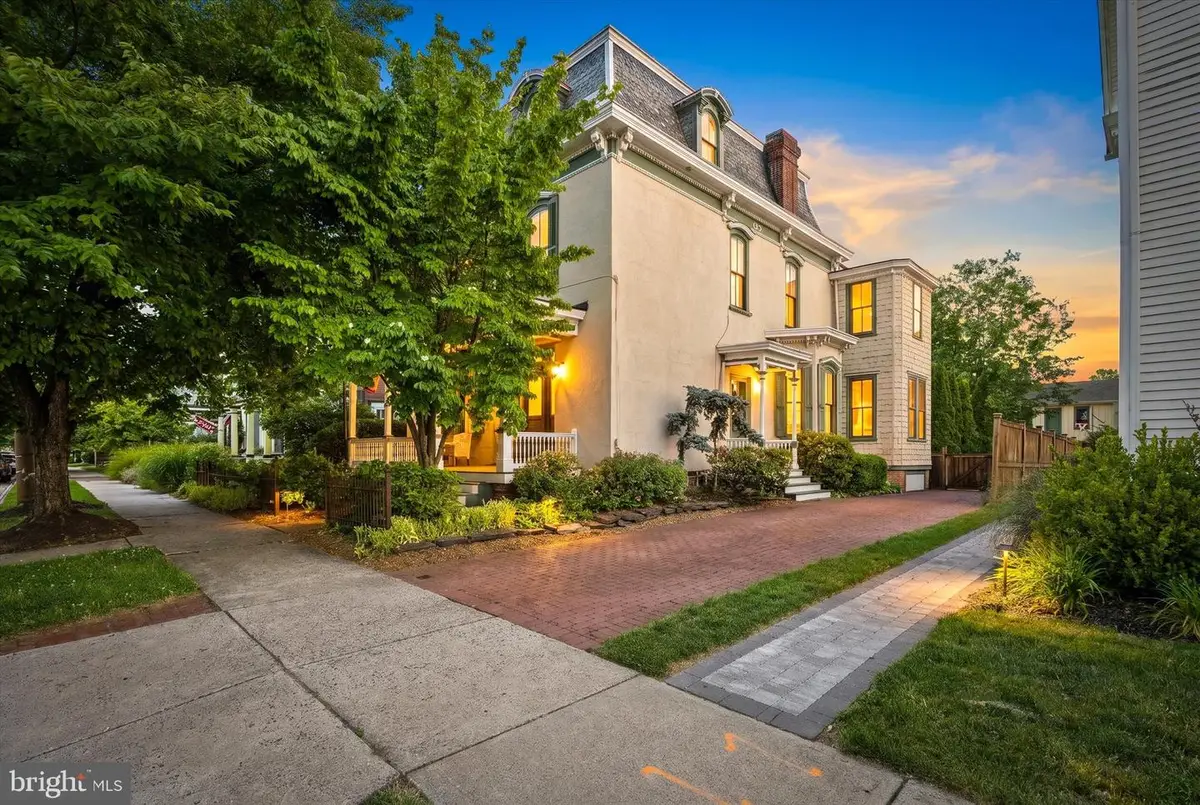 204 E Washington Ave, Newtown, PA 18940 - #1