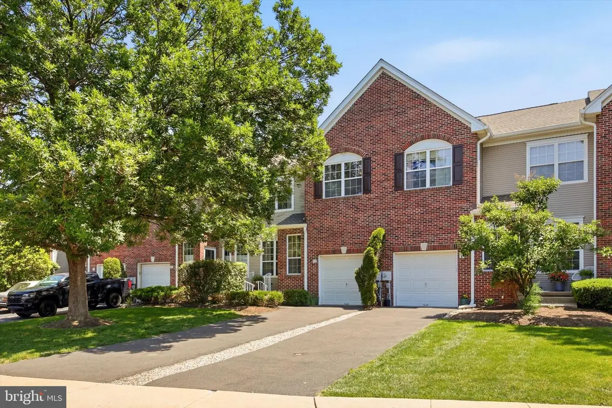 53 Dispatch Dr, Washington Crossing, PA 18977 - #1