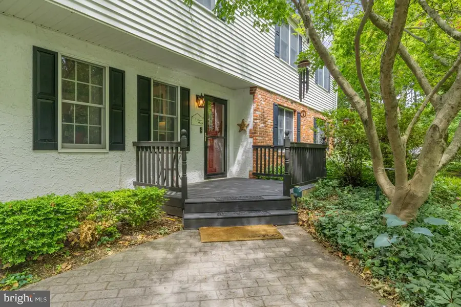 122 Brookside Dr, Feasterville Trevose, PA 19053 - #3