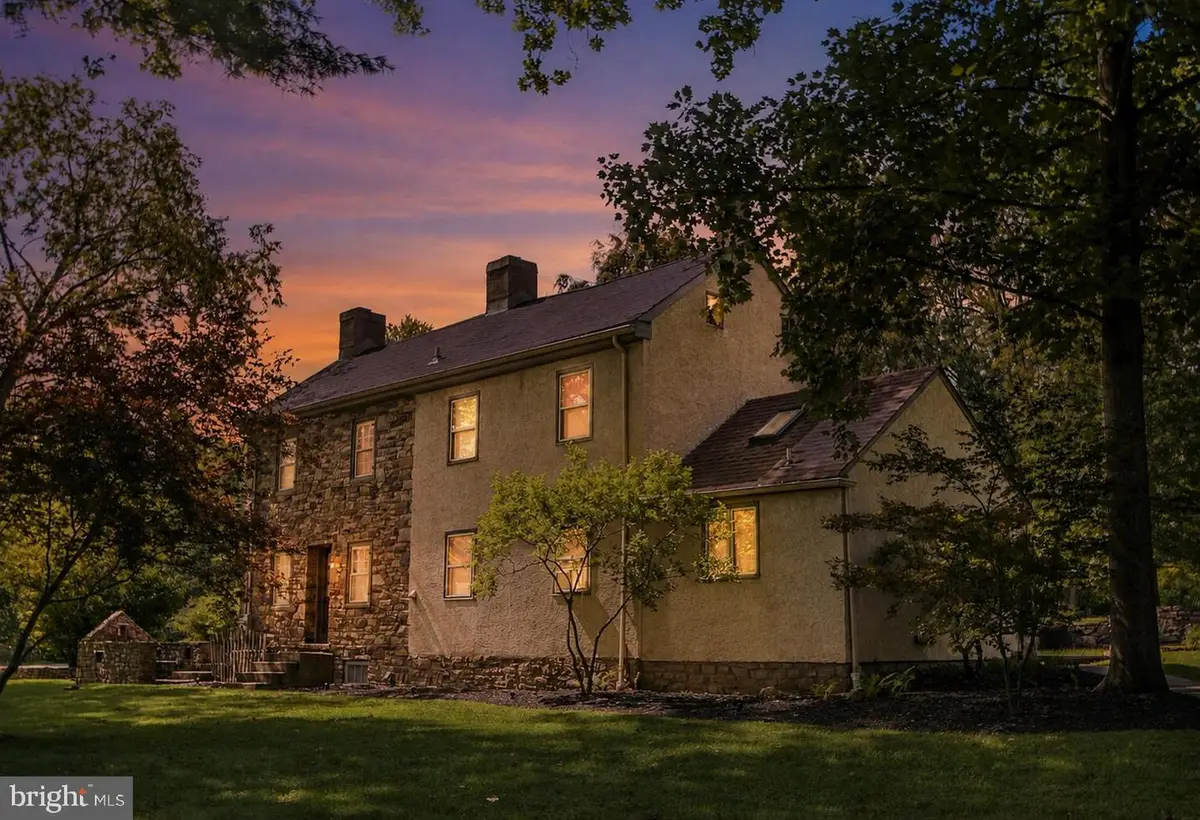 657 Jacksonville Rd, Warminster, PA 18974 - #1
