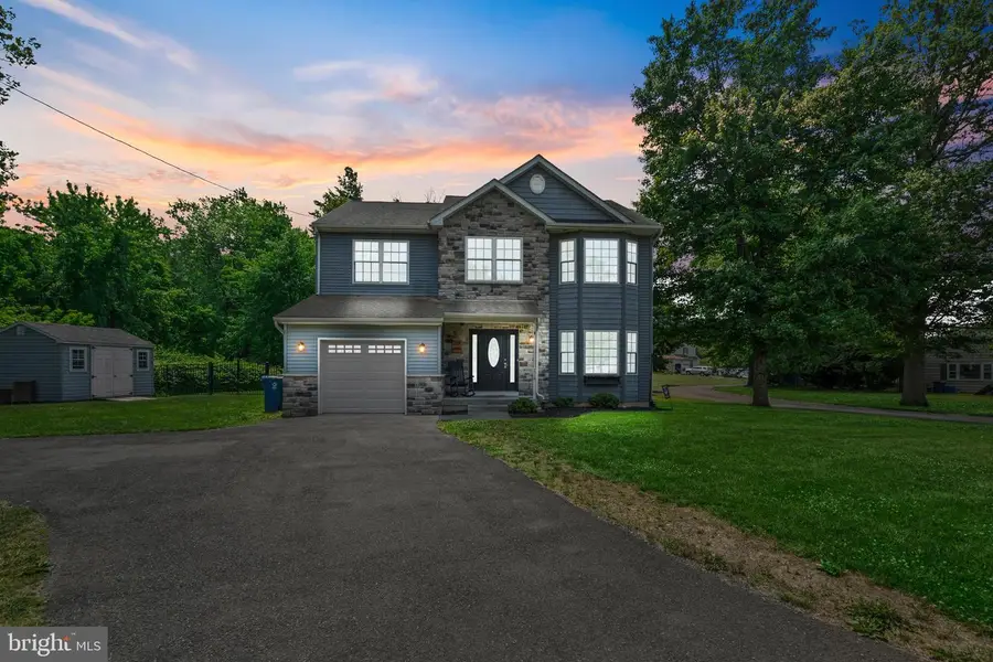218 Ford Ave, Langhorne, PA 19047 - #2