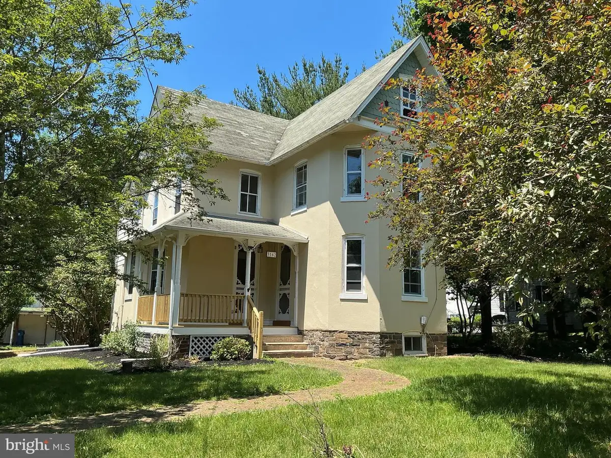 3162 Bedminster Rd, Perkasie, PA 18944 - #1