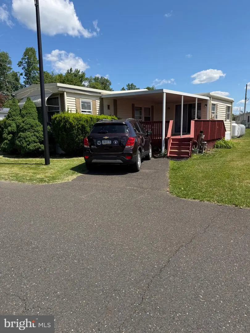 3413 Iris Ave, Feasterville Trevose, PA 19053 - #3